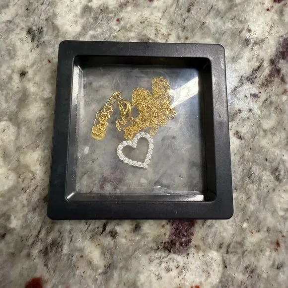 NEW 14 Karat Gold Plated CZ Heart Necklace Gold Heart Pendant Necklace - Picture 8 of 9